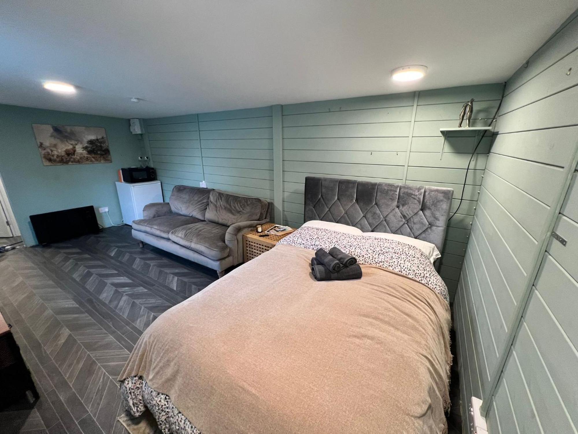 Cozy Cabin Independent Ensuite Guildford Exterior foto